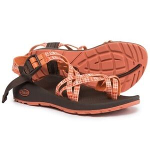 Chaco Women's Sandals Orange Straps Sports Summer Active Hiking Walking Size 9